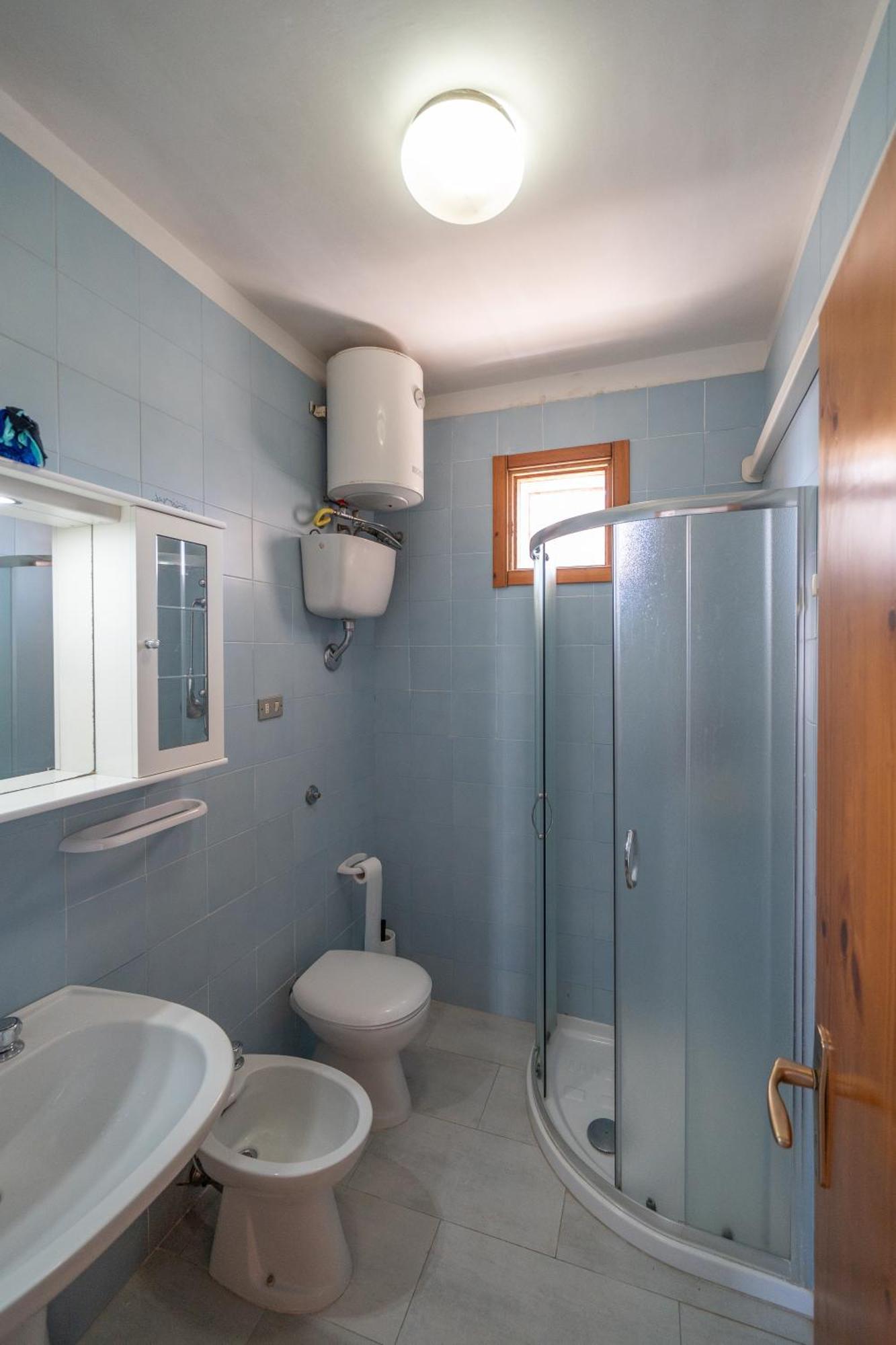 Casa Vacanza a due passi dal mare e dalla Poesia Torre dell'Orso Esterno foto