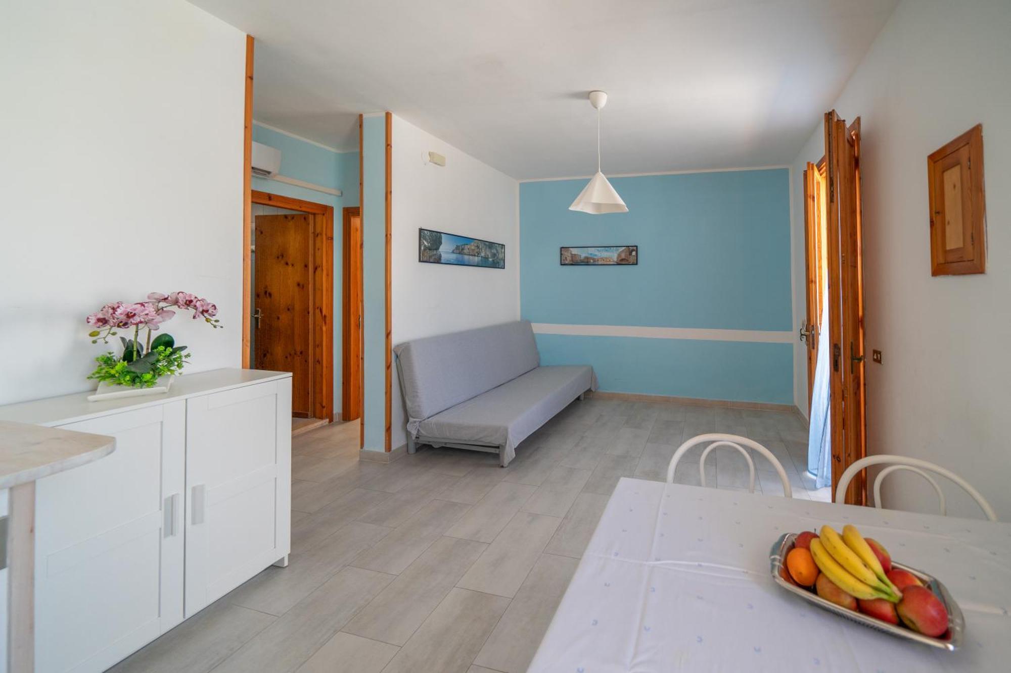 Casa Vacanza a due passi dal mare e dalla Poesia Torre dell'Orso Esterno foto